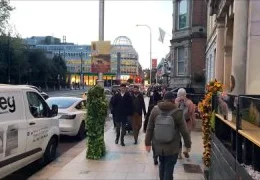 Пранки и скримеры на улице: самые страшные розыгрыши людей | Видео пранков и пугающих скриммеров